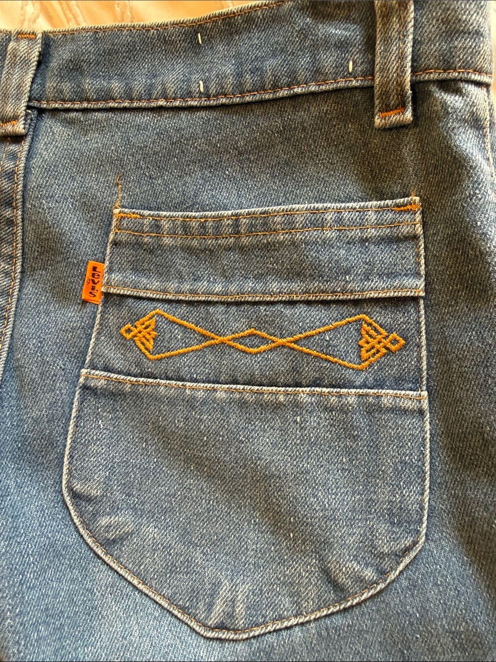 Levi's Men's Medium Blue Denim Jeans with Orange Stitch Detail